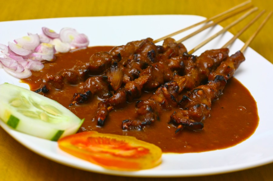 Makanan khas Indonesia, Sate