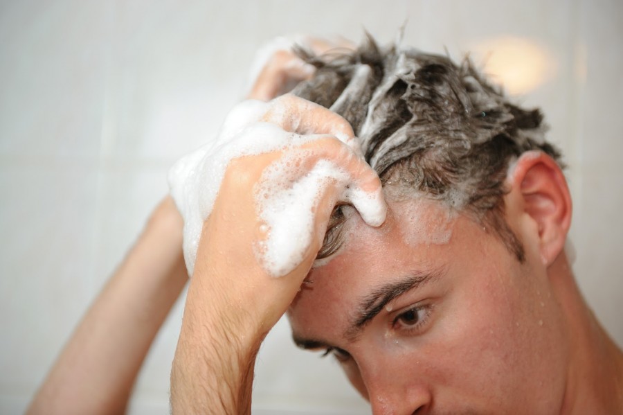 Melembabkan Rambut