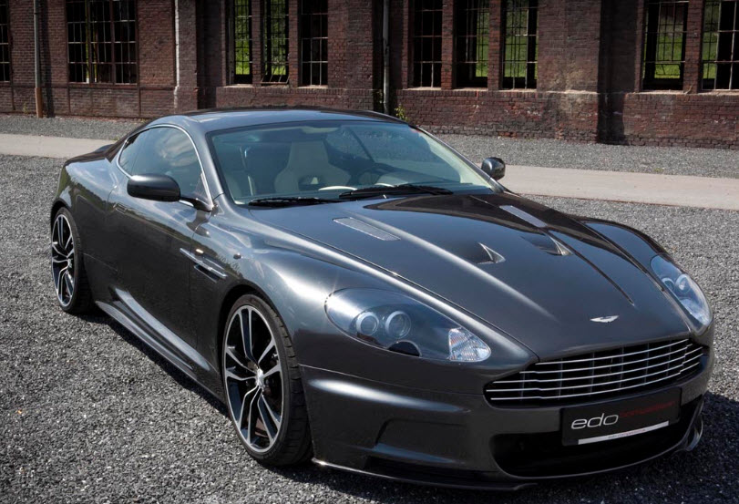 Aston Martin DB9