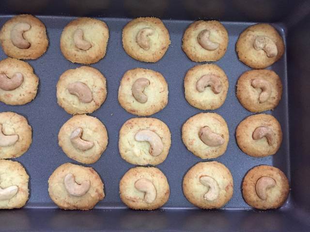 kue kering putih telur cookies putih telur