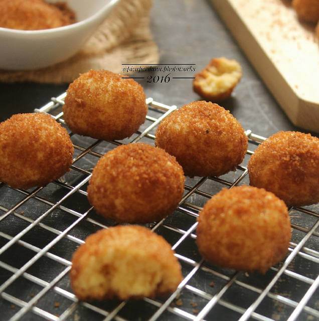 Palm Cheese Balls Cookies palm cookies