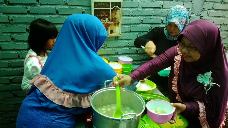 Membuat BAKSO SAPI - cicipi bakso Membuat BAKSO SAPI - cicipi bakso