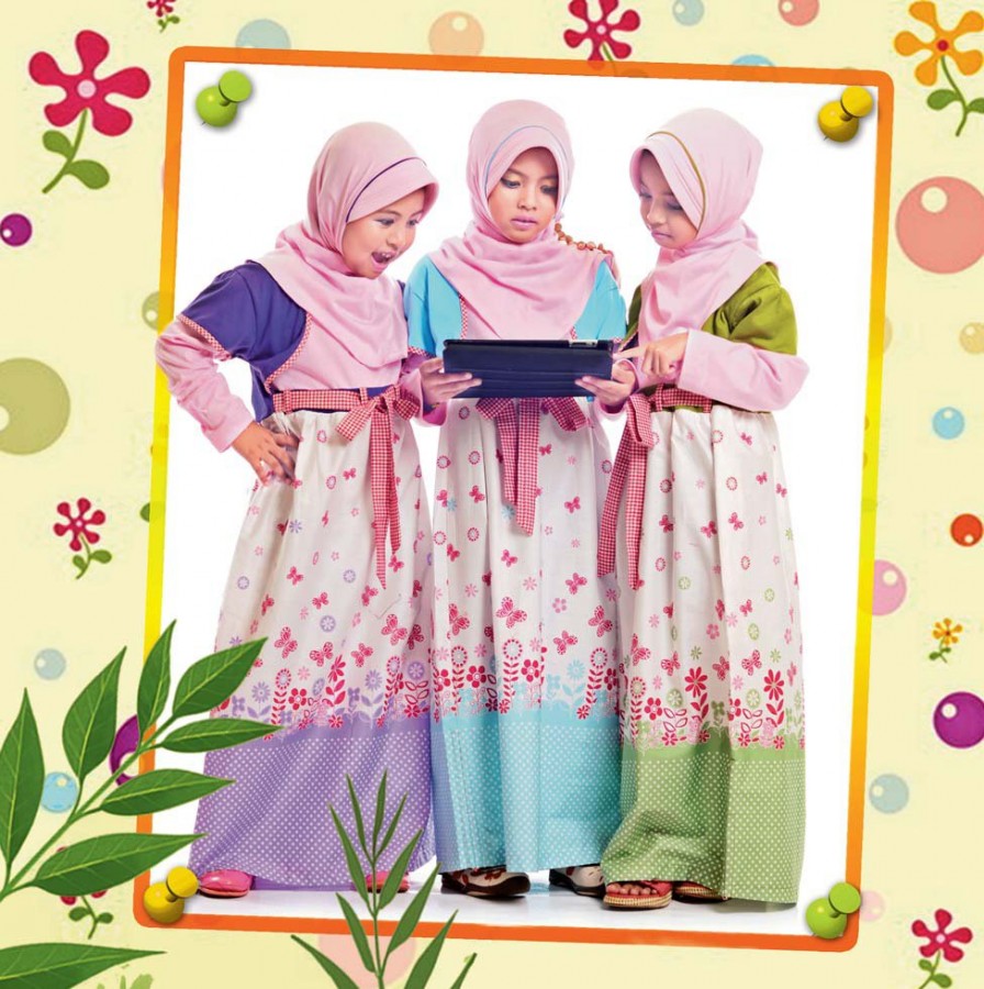 Baju Batik Muslim untuk Anak Perempuan
