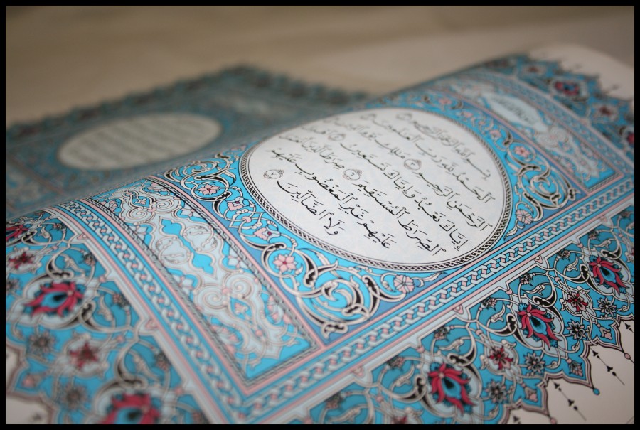 Cara Memuliakan Al Qur’an Bagi Kamu yang Mengaku Islam