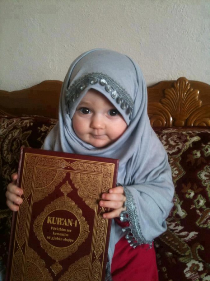 bayi hijab