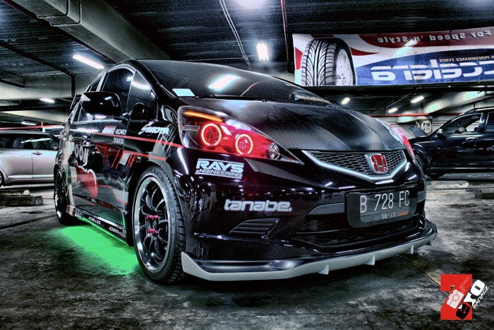 mobil honda jazz