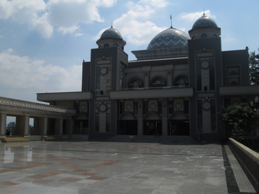 Masjid_Raya_Bogor (commons.wikimedia.org)