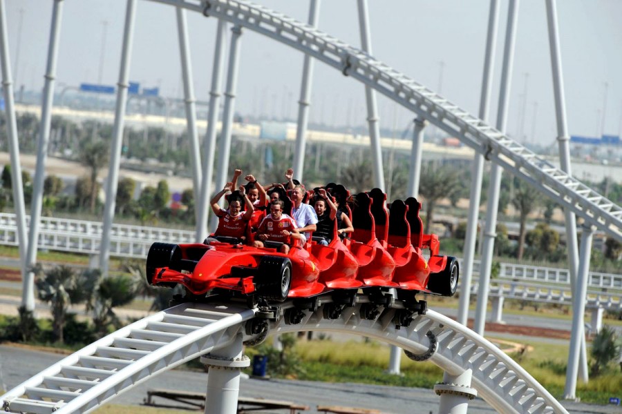 Formula Rossa - Roller Coaster Tercepat
