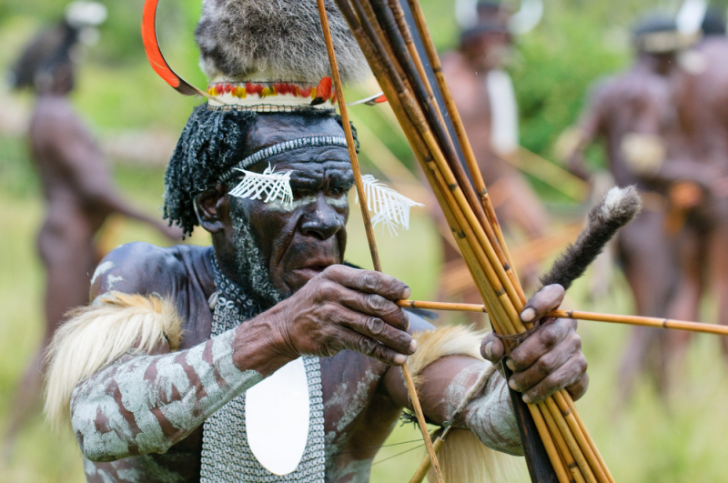 5 Keunikan Suku Asmat yang Membuat Indonesia Lebih 