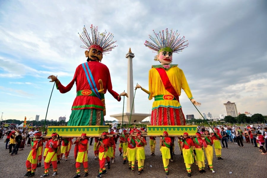 1001 Budaya Indonesia Halo kami dari Indonesia akan 